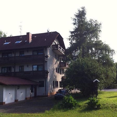 Hotel Bacchusstube Garni Goldbach  Екстериор снимка