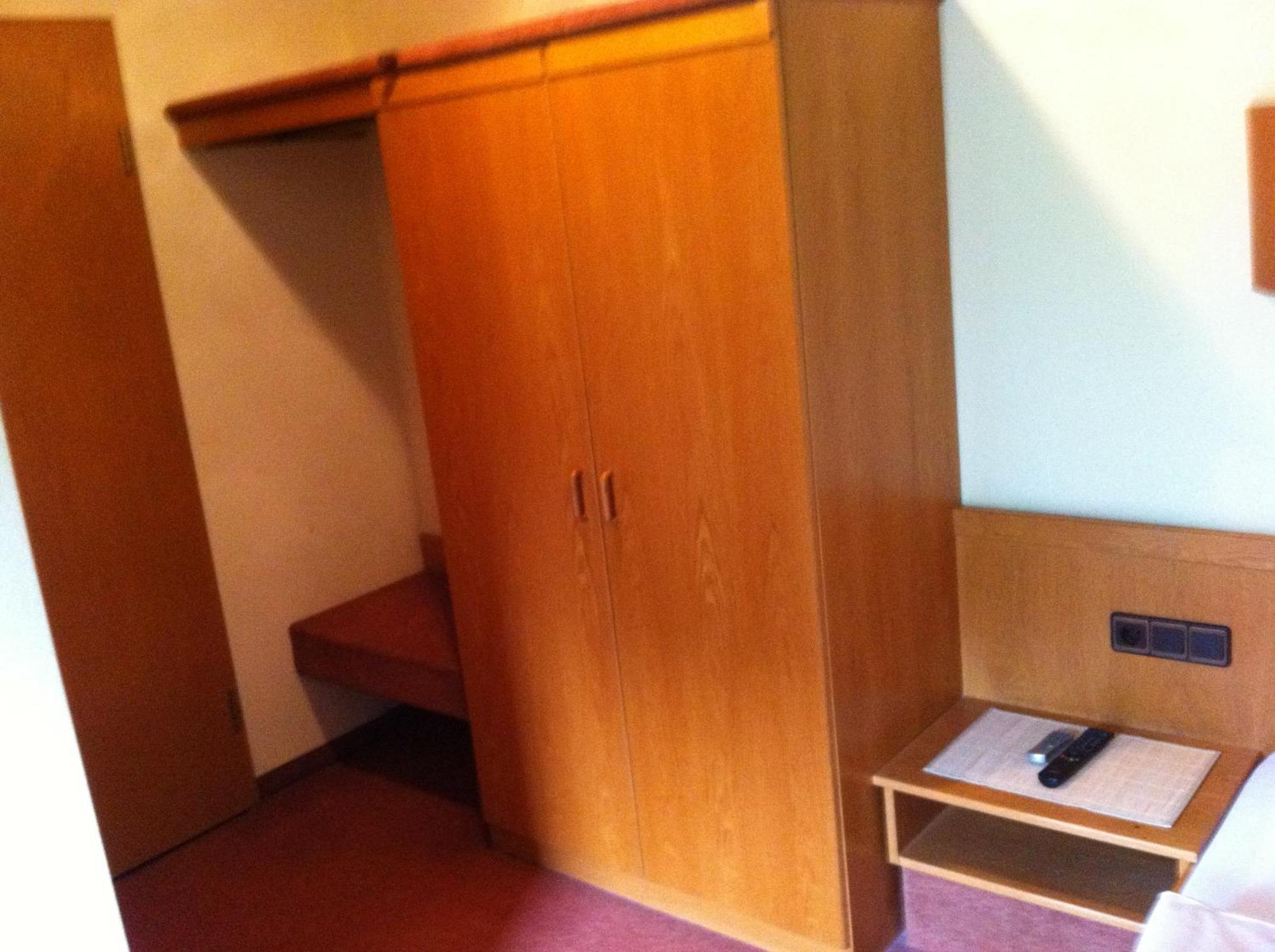 Hotel Bacchusstube Garni Goldbach  Екстериор снимка